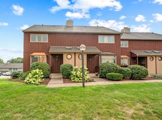 159 Skyview Dr UNIT 159, Cromwell, CT 06416