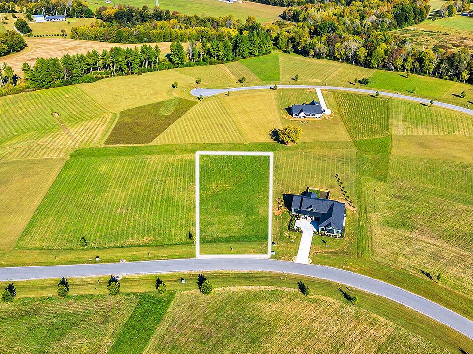 1st image of 16 Farmview Way