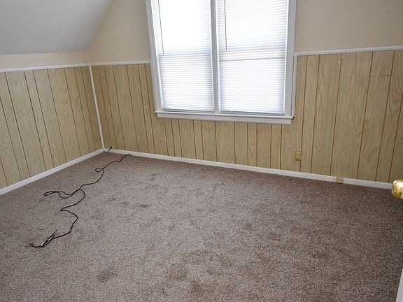 5th image of 1624 S Vernon St