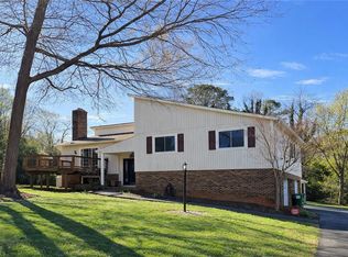 302 Country Ln, King, NC 27021