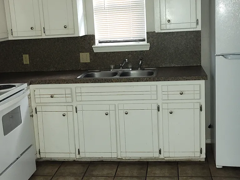 4804 SW K Ave — Photo 2