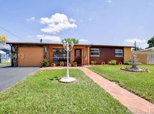 301 N 71st Ter, Hollywood, FL 33024