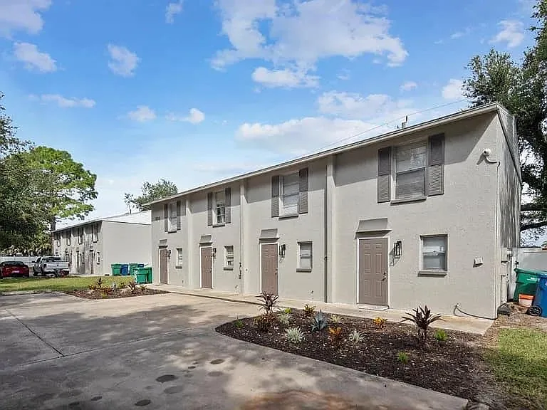 Atlantic Townhomes — Photo 3