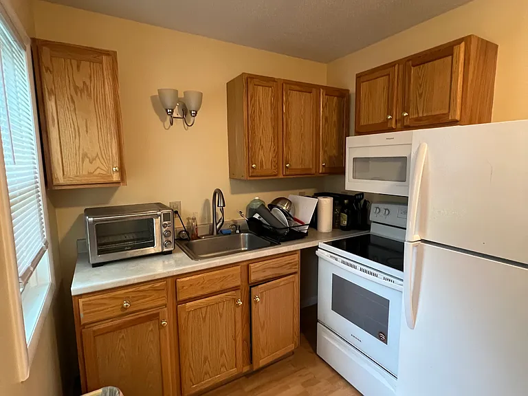 54 S Willard St #B — Photo 9