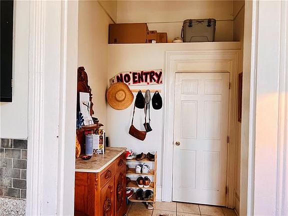 5th image of 1133 Kerlerec St APT B