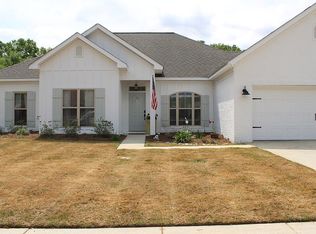 207 Eleanor Dr, Fairhope, AL 36532