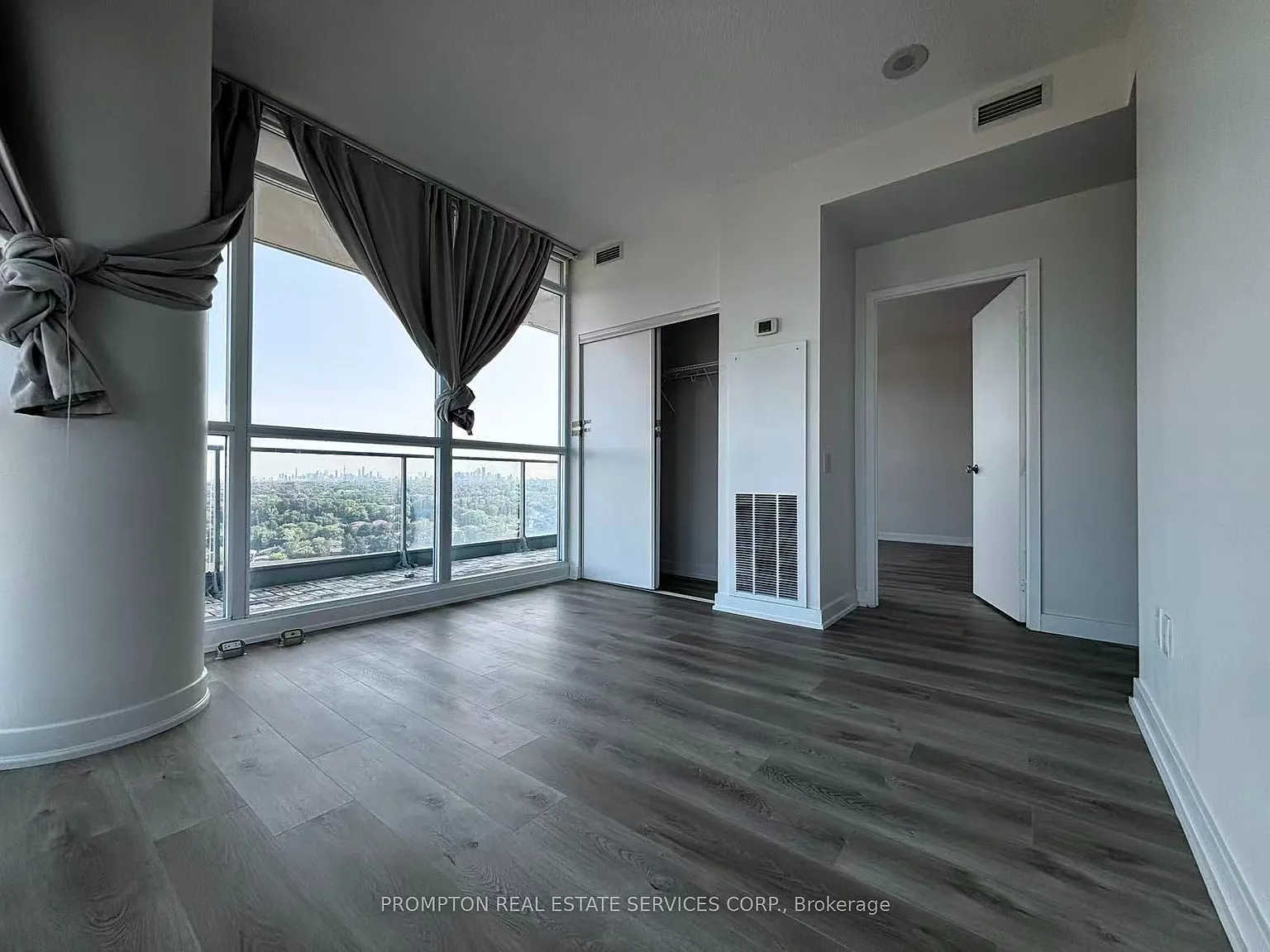 3 bed, $2,950 — Photo 4