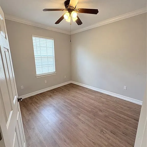4450 Twinview Ln — Photo 8