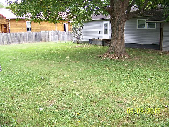 huge back yard, level and fenced