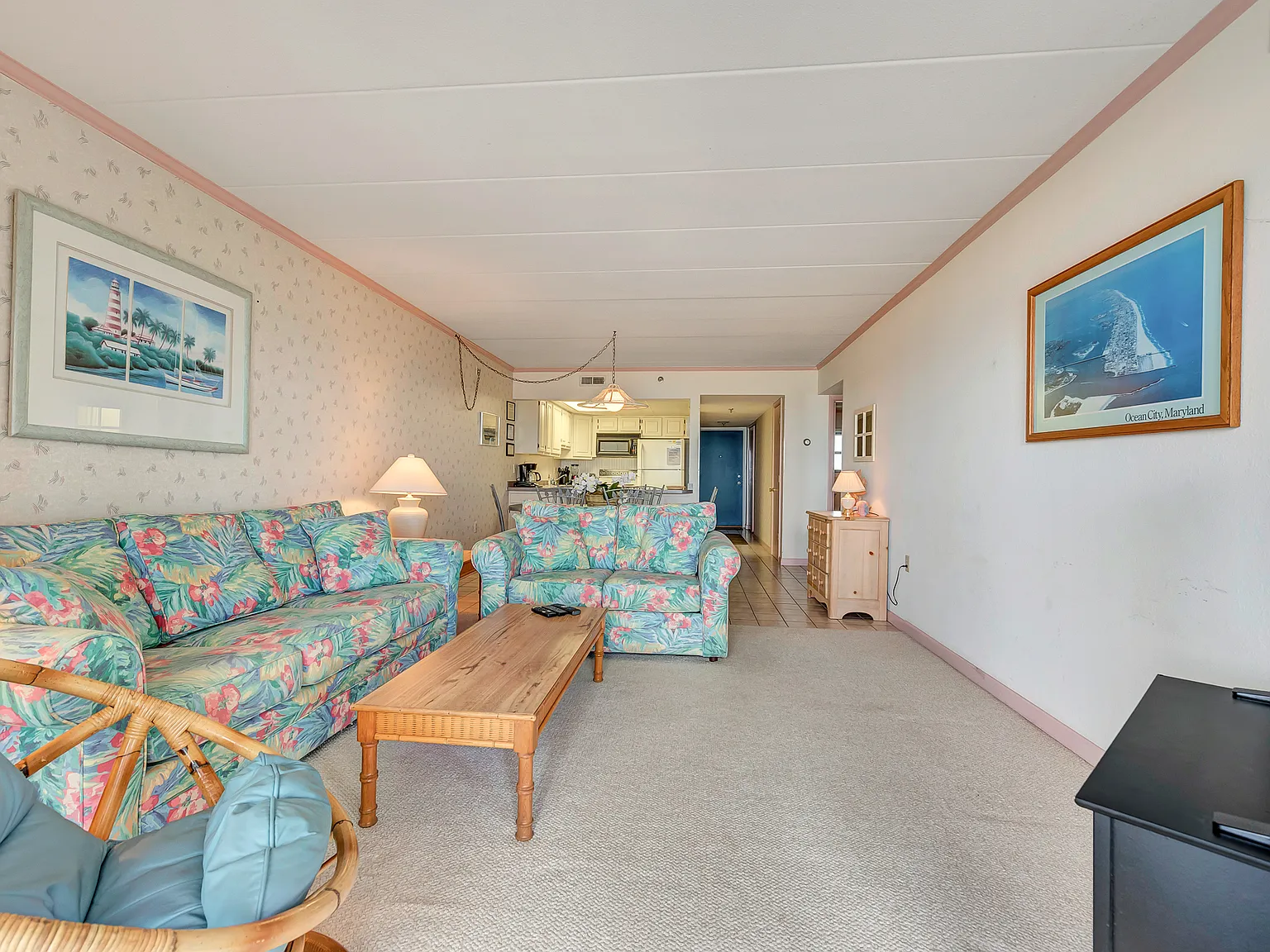 2 bed, 1096 sqft, $1,150 — Photo 3