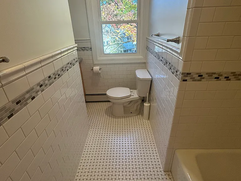 Private full bath