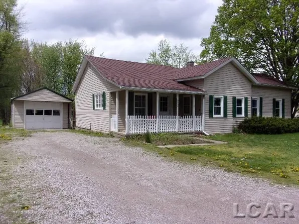 1116 Seneca St, Adrian, MI 49221