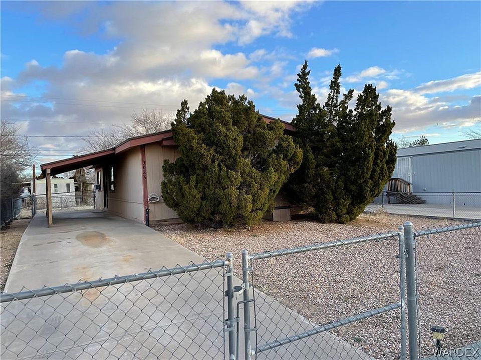1st image of 3085 E Thompson Ave