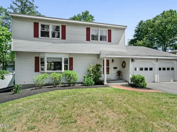 23 Bennett Terrace, Delmar, NY 12054