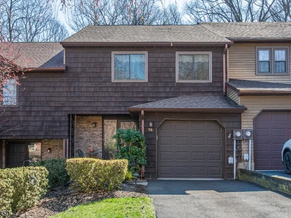 96 Patriots Rd, Parsippany-Troy Hills Twp., NJ 07950