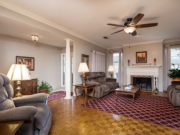 2nd image of 200 Sherwood Ln