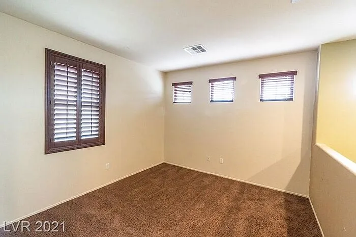 3373 Osiana Ave — Photo 16
