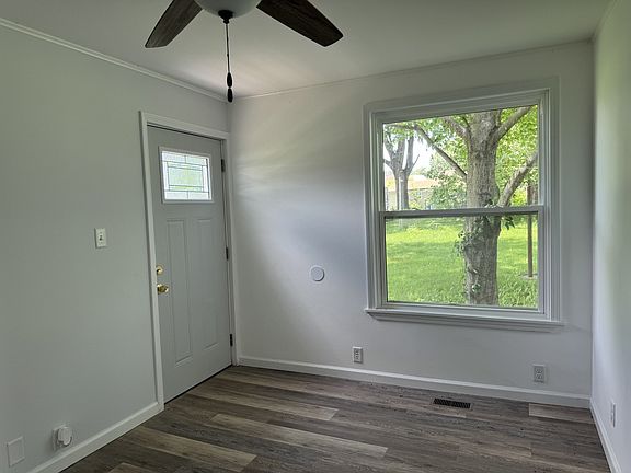 2nd image of 101 N Vermillion St