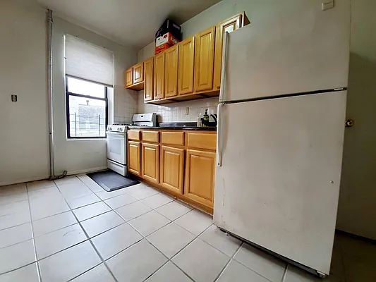Rented by Brooklyn Property Group LLC | media 39