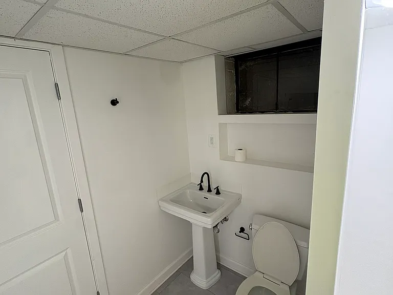 8804 Parliament Dr — Photo 6