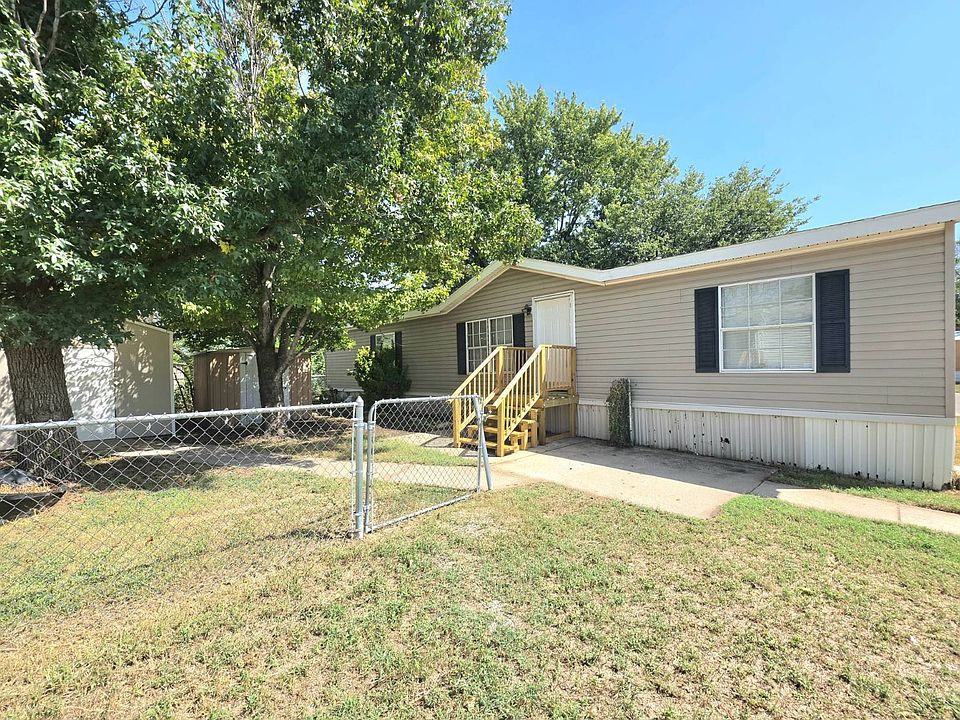 1st image of 2320 E Macarthur Rd Lot W25