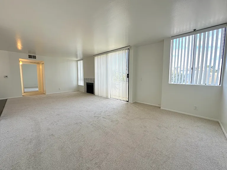 4222 Tujunga Ave #202 — Photo 5