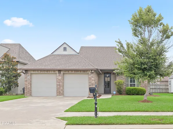 1102 Huval St, Broussard, LA 70518