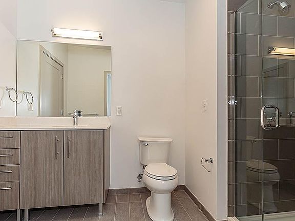 4th image of 180 Telford #310A