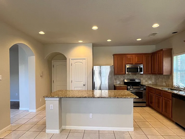11400 Parmer Ln #90 — Photo 6