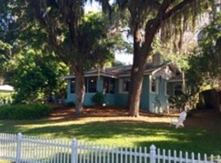 911 Old Eustis Rd, Mount Dora, FL 32757