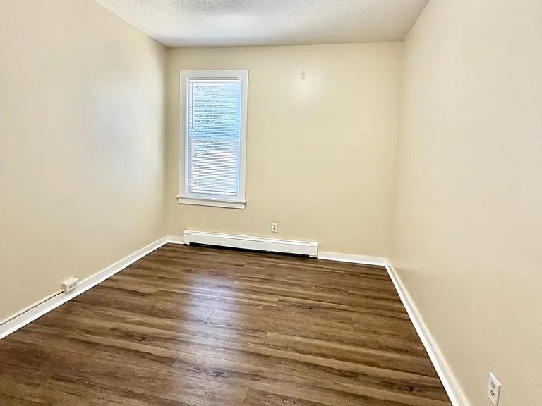 59 Derby Ave #2LS — Photo 4