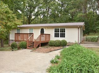 8945 Lark Ter, Gainesville, GA 30506