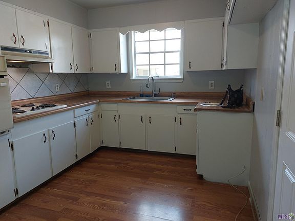 2nd image of 2734 March St