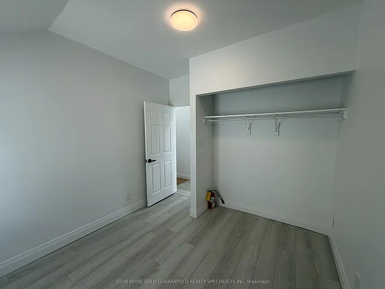 90 Wellington St E #1 — Photo 4