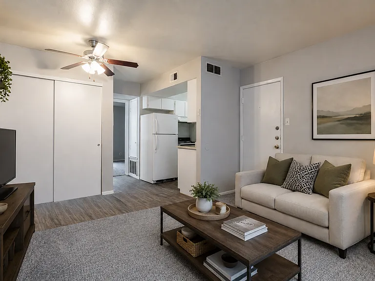 Marigold Apartments — Photo 14