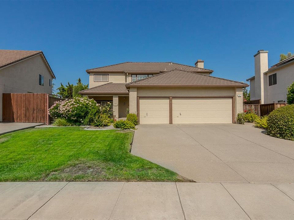 1st image of 1423 Egret Dr