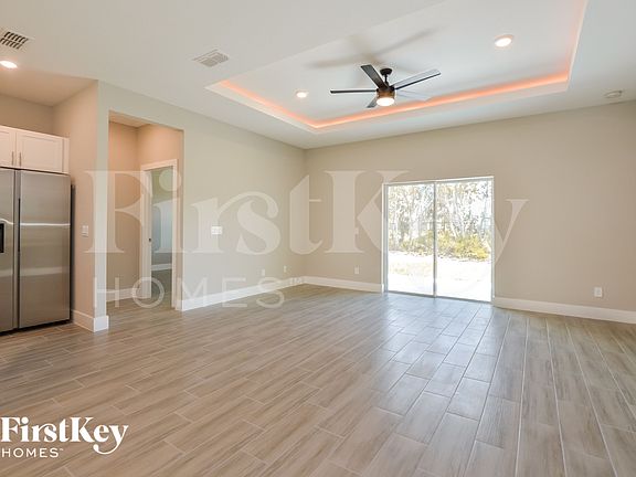 2nd image of 1521 Eloise Ct