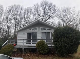 85 Colonial Rd, Plainfield, CT 06374