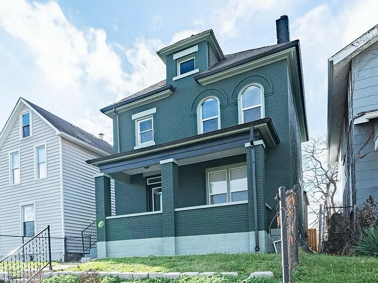 237 N 22nd St — Photo 1