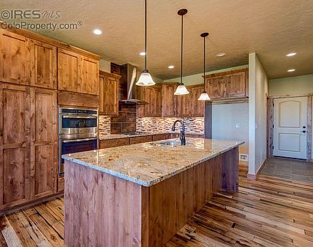 1st image of 5735 Pineview Ct
