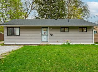 1776 Delia Ave, Akron, OH 44320