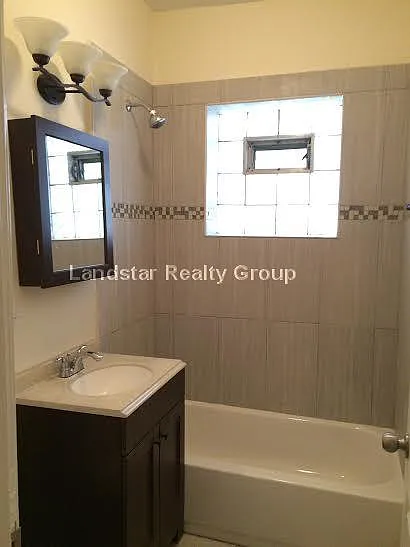 3753 W Sunnyside Ave #1 — Photo 2