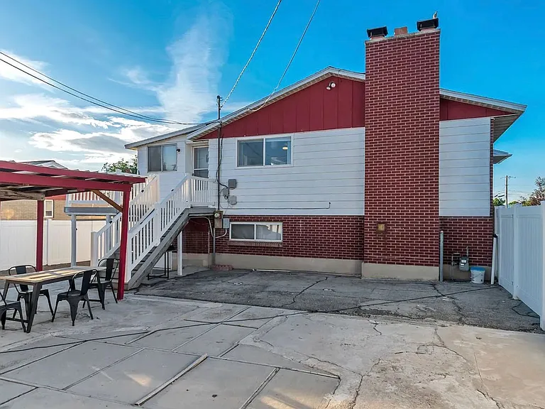 4018 S 4800 W — Photo 3