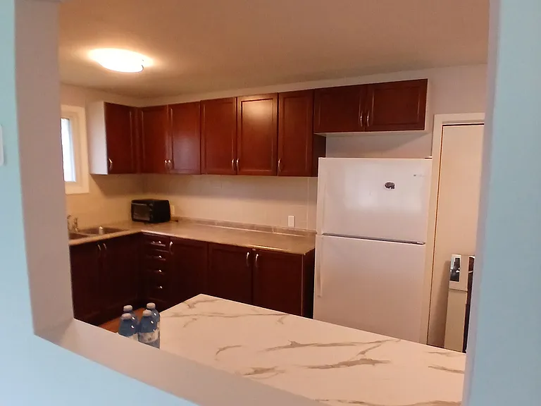 4492 Dorchester Rd — Photo 12