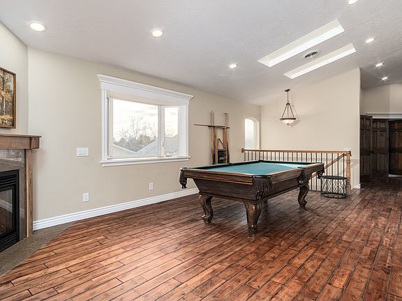 4th image of 7342 S Promenade Cir