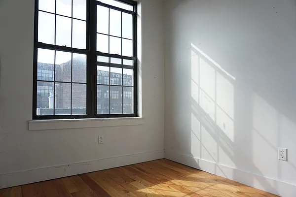 Rented by Rennit Inc. | media 8