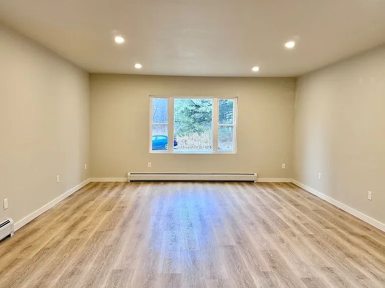 954 Howrigan Rd #1-E — Photo 29
