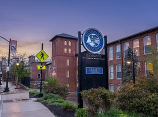 125 Main St APT 21, Newmarket, NH 03857