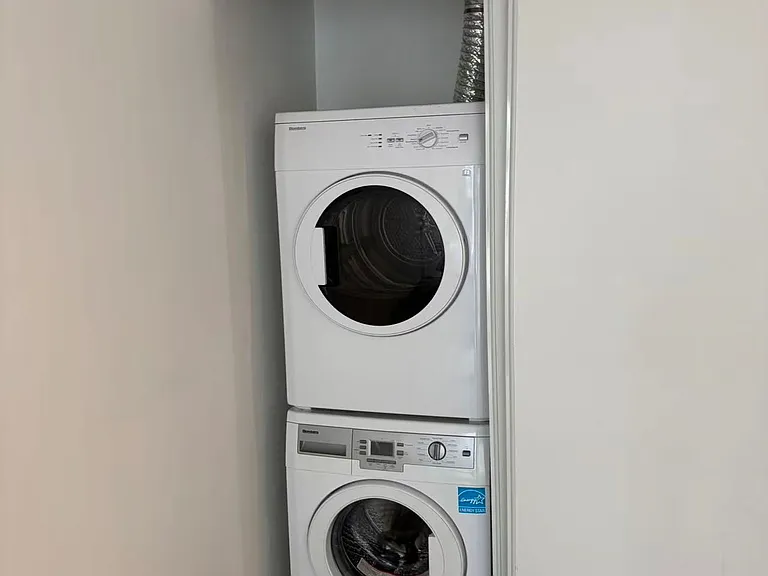251 Jarvis St #608 — Photo 16