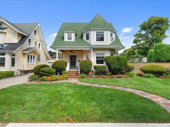 63 New York Avenue, Massapequa, NY 11758